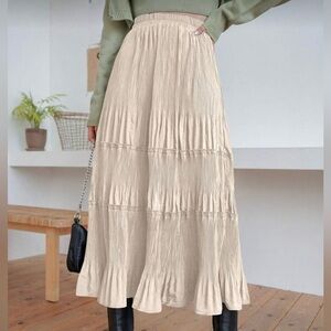 Elegant Pink Pleated Skirt